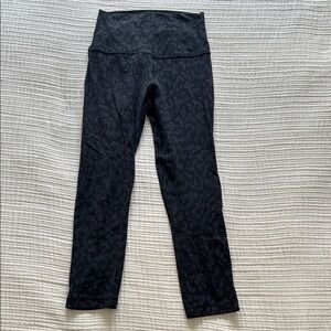 Lululemon cropped leggings